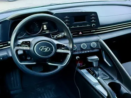 Hyundai Elantra 2021 года за 7 800 000 тг. в Алматы – фото 7
