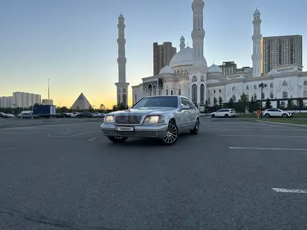 Mercedes-Benz S 320 1996 года за 4 200 000 тг. в Астана