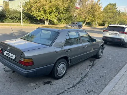 Mercedes-Benz E 250 1989 года за 1 000 000 тг. в Караганда – фото 5