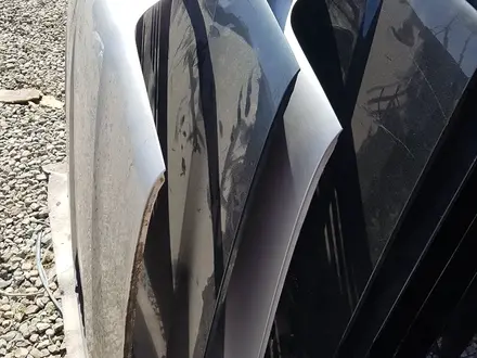 Капот на BMW E39 рестайлинг за 130 000 тг. в Шымкент – фото 2