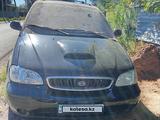 Kia Carnival 2000 годаүшін1 850 000 тг. в Шахтинск