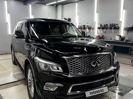 Infiniti QX80 2014 года за 15 500 000 тг. в Астана