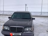 Mercedes-Benz E 200 1993 года за 1 600 000 тг. в Жезказган – фото 3