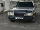 Mercedes-Benz E 200 1993 года за 1 600 000 тг. в Жезказган