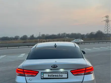 Kia K5 2016 года за 7 200 000 тг. в Алматы – фото 5