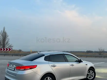 Kia K5 2016 года за 7 200 000 тг. в Алматы – фото 6