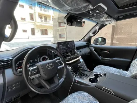Toyota Land Cruiser 2021 года за 75 000 000 тг. в Алматы – фото 20