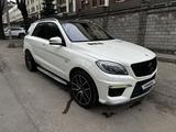 Mercedes-Benz ML 63 AMG 2013 года за 23 000 000 тг. в Алматы – фото 4