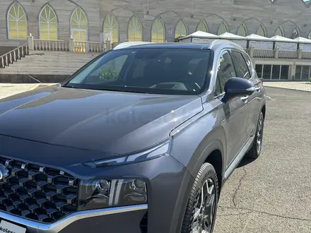 Hyundai Santa Fe 2023 года за 18 000 000 тг. в Уральск – фото 3