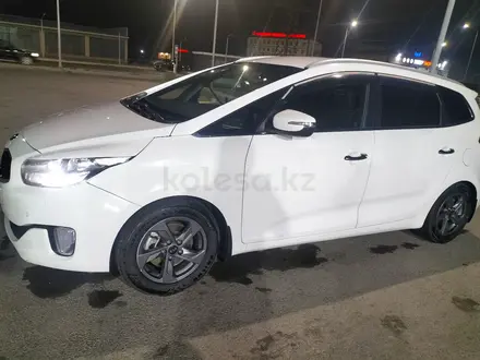 Kia Carens 2014 года за 7 400 000 тг. в Актау – фото 13