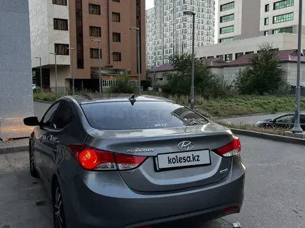 Hyundai Elantra 2012 года за 6 000 000 тг. в Астана – фото 3