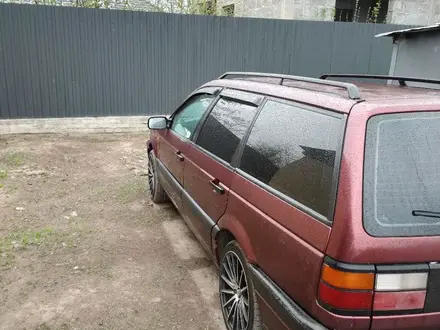 Volkswagen Passat 1993 года за 1 600 000 тг. в Алматы – фото 2