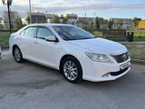 Toyota Camry 2014 годаfor11 000 000 тг. в Шымкент – фото 2