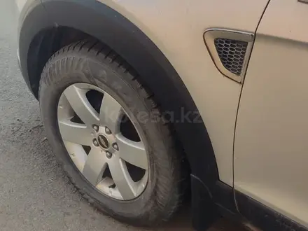 Chevrolet Captiva 2010 года за 5 000 000 тг. в Кокшетау – фото 16