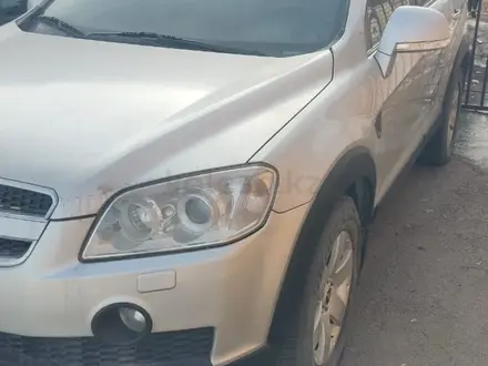 Chevrolet Captiva 2010 года за 5 000 000 тг. в Кокшетау – фото 4