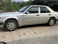 Mercedes-Benz E 220 1993 года за 1 800 000 тг. в Алматы – фото 3