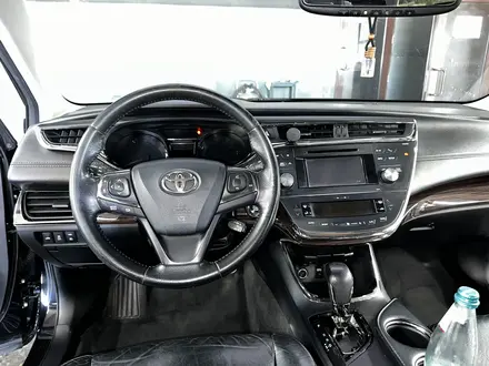 Toyota Avalon 2012 года за 10 000 000 тг. в Атырау – фото 25