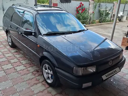 Volkswagen Passat 1993 года за 1 450 000 тг. в Алматы – фото 4