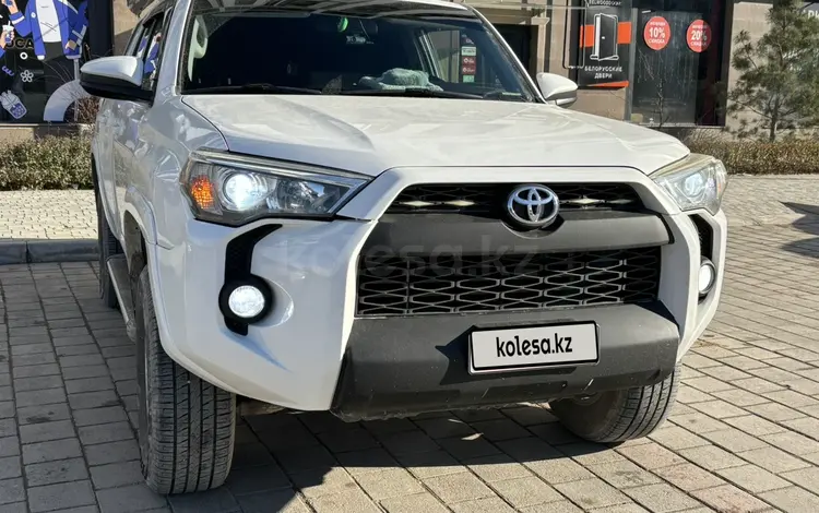 Toyota 4Runner 2015 года за 14 000 000 тг. в Актау