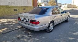 Mercedes-Benz E 320 1997 годаүшін2 800 000 тг. в Актау – фото 4