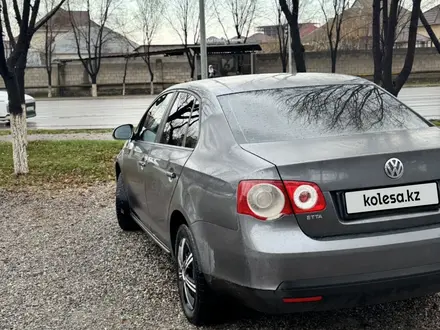 Volkswagen Jetta 2006 года за 3 000 000 тг. в Шымкент – фото 4