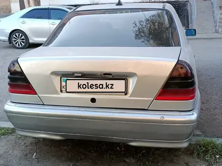 Mercedes-Benz C 220 1994 года за 1 250 000 тг. в Караганда – фото 4