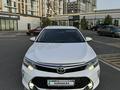 Toyota Camry 2017 года за 12 300 000 тг. в Шымкент