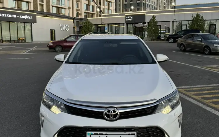 Toyota Camry 2017 года за 12 300 000 тг. в Шымкент