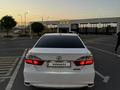 Toyota Camry 2017 года за 12 300 000 тг. в Шымкент – фото 2