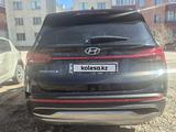 Hyundai Santa Fe 2023 года за 17 300 000 тг. в Караганда