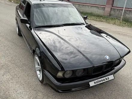 BMW 540 1993 года за 3 500 000 тг. в Алматы – фото 9