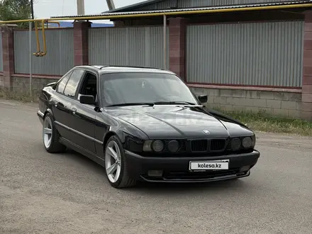 BMW 540 1993 года за 3 500 000 тг. в Алматы – фото 2