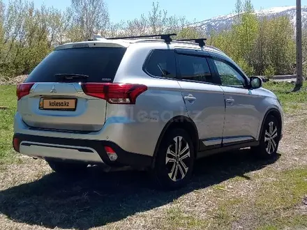 Mitsubishi Outlander 2020 года за 13 500 000 тг. в Риддер – фото 9