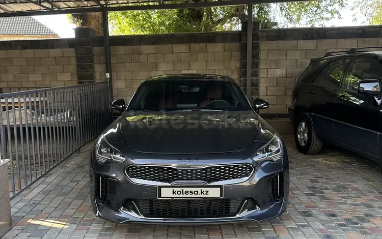 Kia Stinger 2022 года за 19 000 000 тг. в Алматы