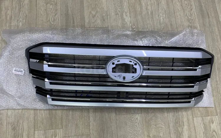 Решетка радиатора Тойота Лэнд Крузер 300 за 300 000 тг. в Астана