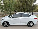 Hyundai Accent 2014 года за 5 900 000 тг. в Шымкент – фото 2