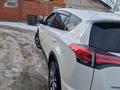 Toyota RAV4 2016 года за 11 200 000 тг. в Актобе – фото 6