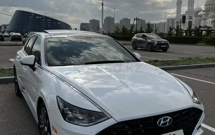 Hyundai Sonata 2021 года за 12 500 000 тг. в Астана