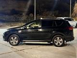 Toyota RAV4 2015 года за 9 400 000 тг. в Павлодар – фото 2