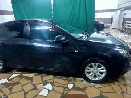 Chevrolet Cruze 2012 года за 3 700 000 тг. в Аксу