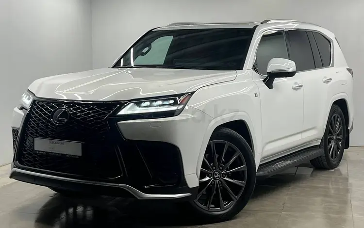 Lexus LX 600 F Sport 2024 года за 75 000 000 тг. в Алматы