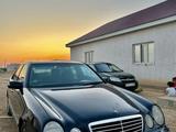 Mercedes-Benz E 200 2001 года за 3 800 000 тг. в Кульсары – фото 4