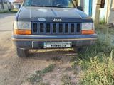 Jeep Grand Cherokee 1993 годаfor3 500 000 тг. в Актобе