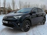 Toyota RAV4 2019 года за 11 750 000 тг. в Астана – фото 4