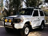 Mitsubishi Pajero 1995 годаүшін2 640 000 тг. в Алматы – фото 2