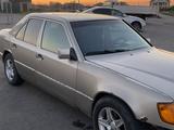 Mercedes-Benz E 220 1993 годаүшін1 250 000 тг. в Алматы – фото 4