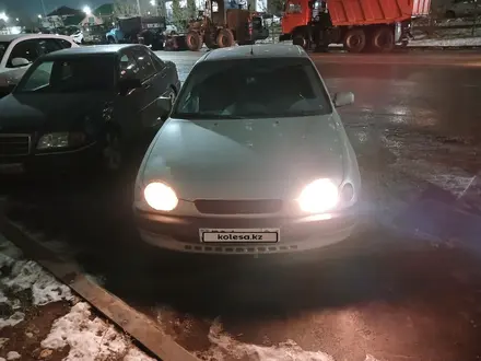 Toyota Corolla 2000 года за 1 500 000 тг. в Астана – фото 4