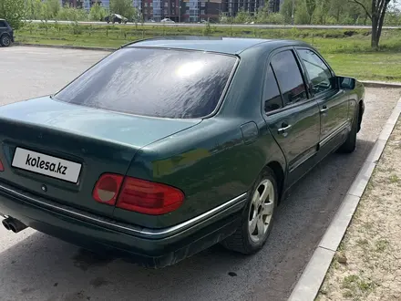 Mercedes-Benz E 230 1996 годаүшін1 800 000 тг. в Уральск – фото 3