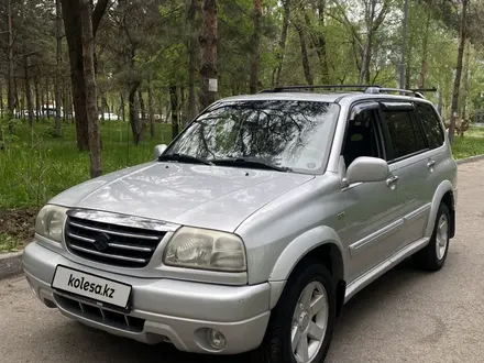 Suzuki XL7 2002 года за 3 850 000 тг. в Алматы – фото 2