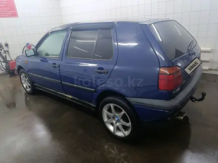 Volkswagen Golf 1993 года за 1 000 000 тг. в Алматы – фото 2